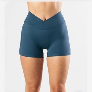 alphalete surface power shorts - meteorite